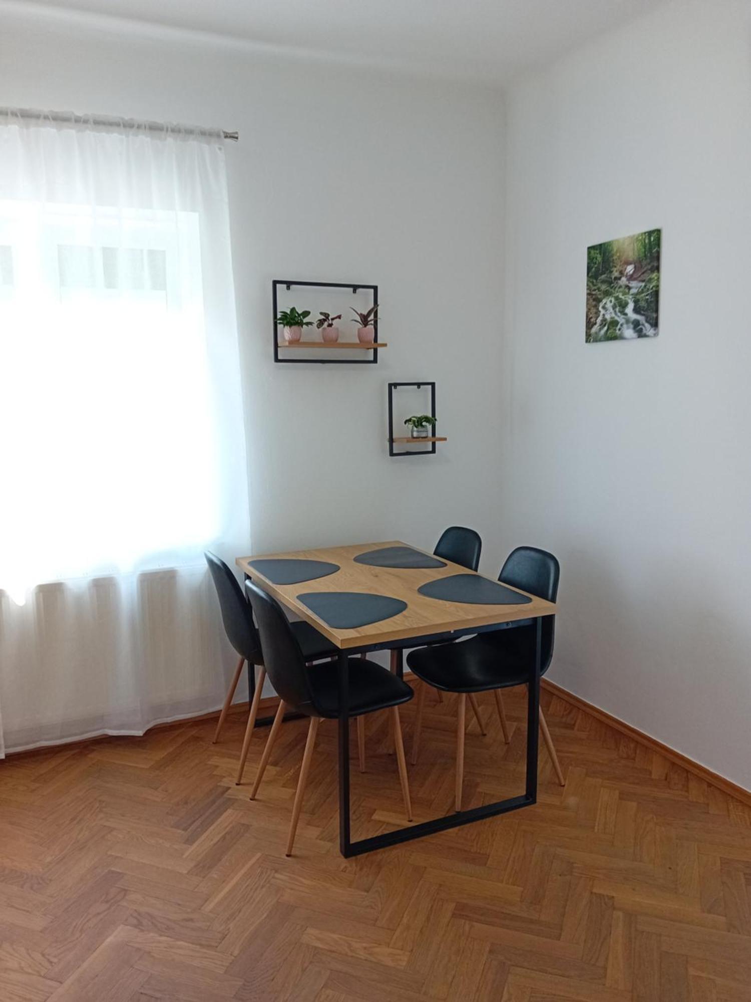 Lind-Appartments فيلاخ المظهر الخارجي الصورة